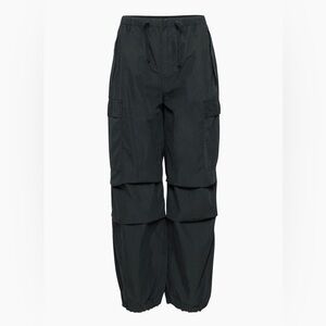 Aritzia TNA Squad Pocket Parachute Pant NWOT